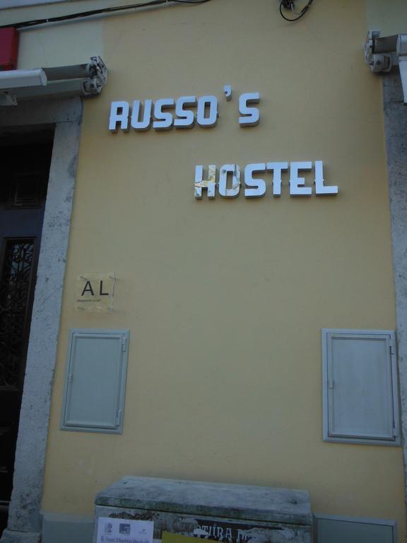 Russo'S Hostel Setubal Exterior photo