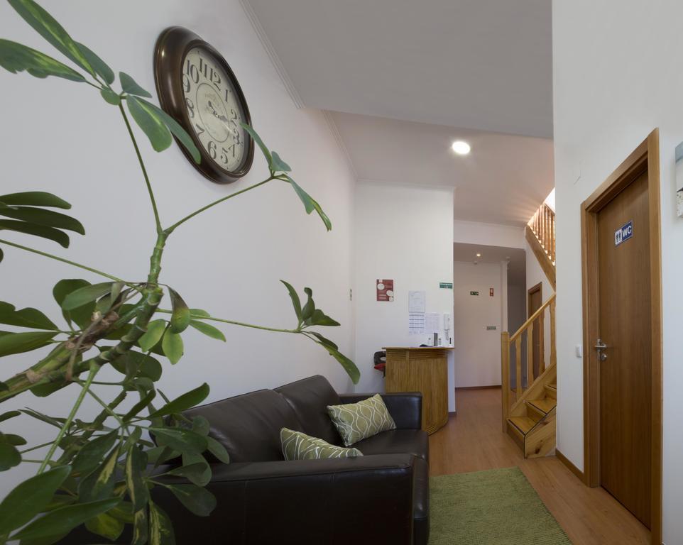 Russo'S Hostel Setubal Exterior photo